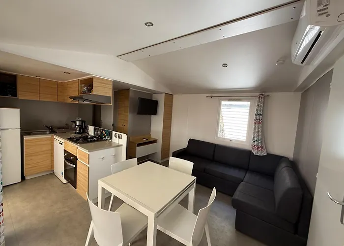 Mobil-Home Familiale Premium 3 Chambres Au Camping Le Castellas A Sete